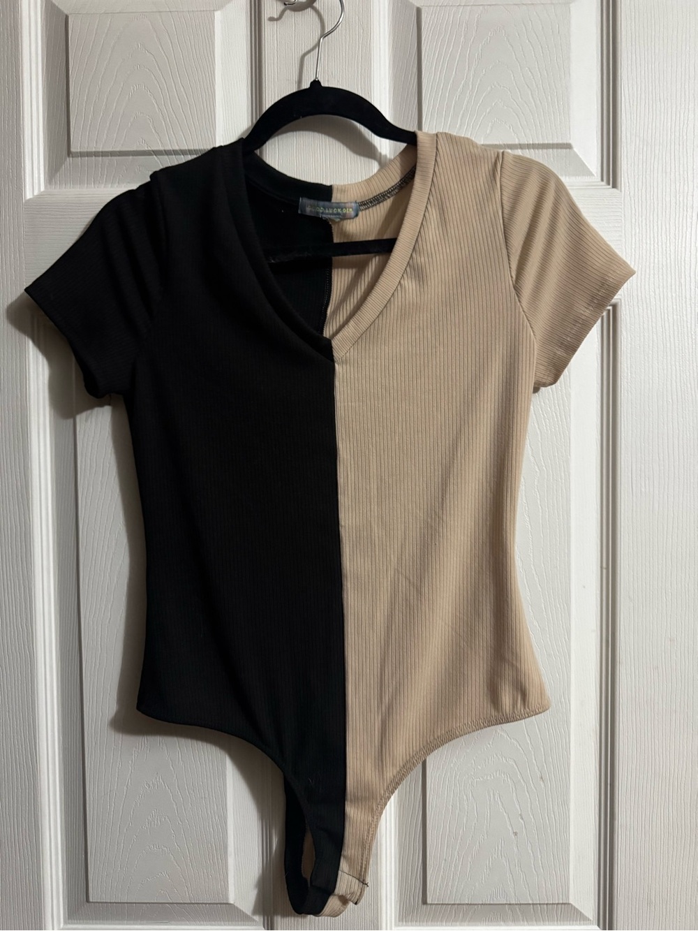 Good Luck Gem Black and Beige V-Neck Ribbed Colorblock Bodysuit